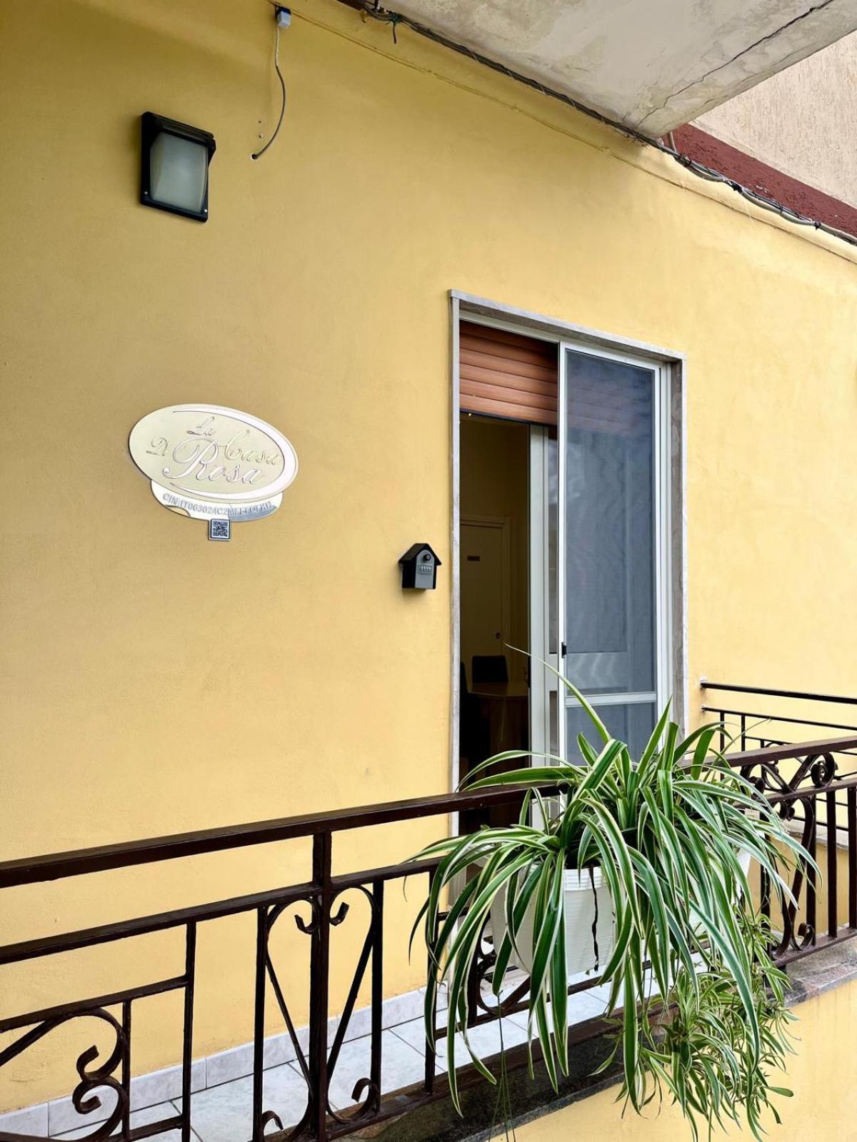 Hotel La Casa Di Rosa Castellammare di Stabia Zewnętrze zdjęcie
